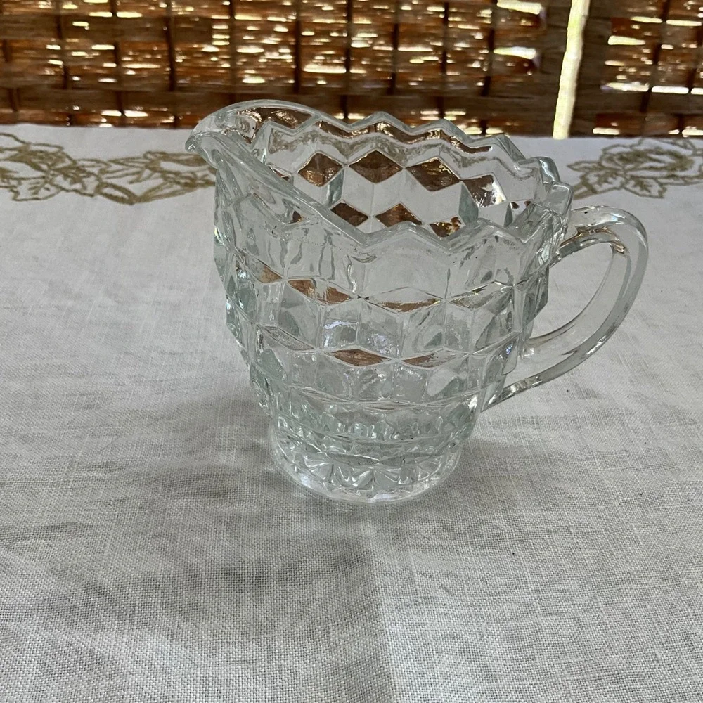 Fostoria Vintage Clear Pressed Glass Creamer Pitcher Diamond Point Honeycomb‎